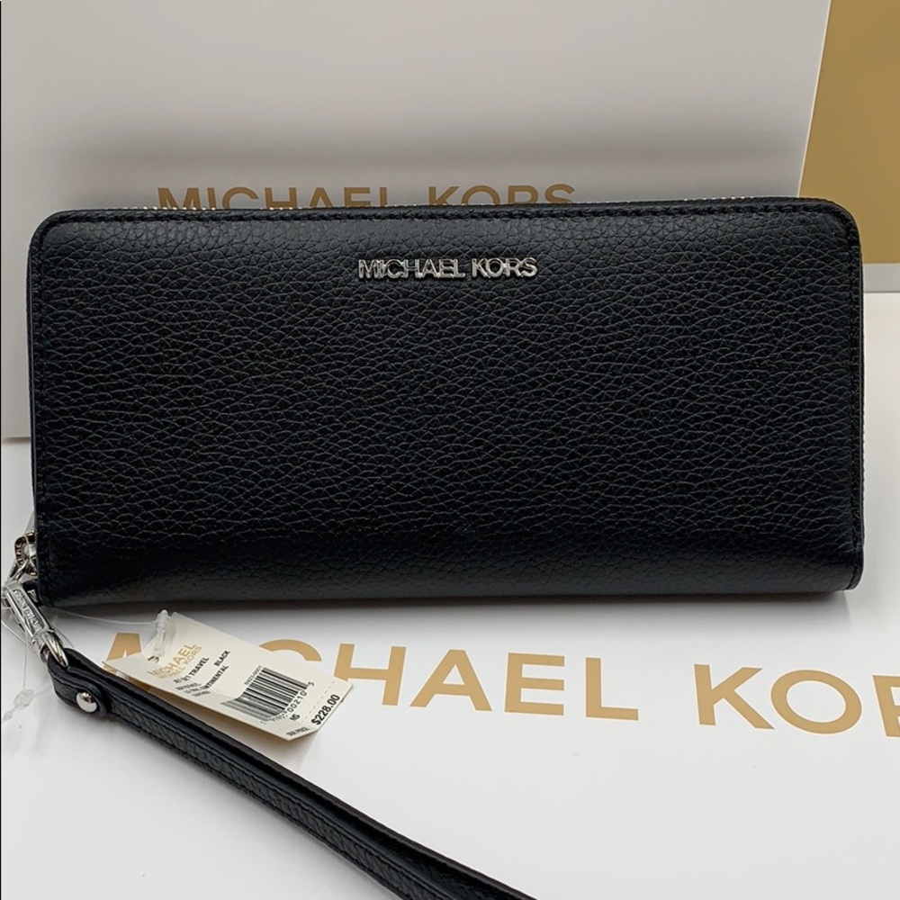 MICHAEL KORS Jet Set Travel Continental PVC Zip - Picture 5 of 13